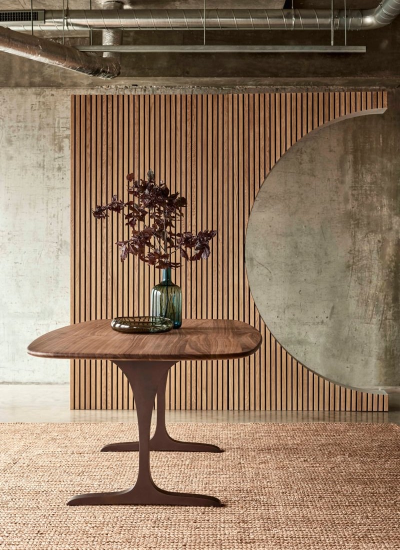 Angel Dining Table